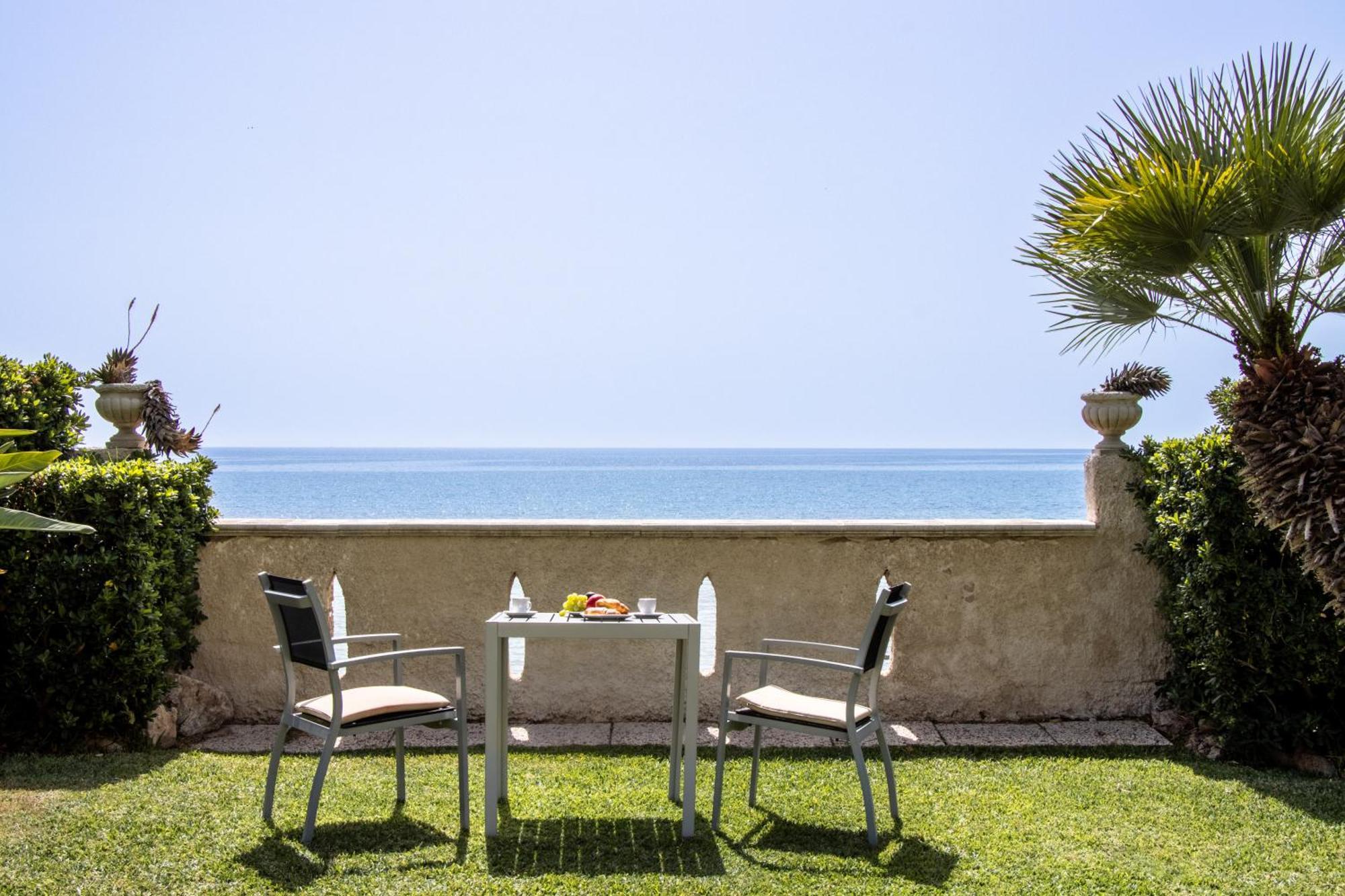B&B La Terrazza Sul Mare อาโวลา ภายนอก รูปภาพ