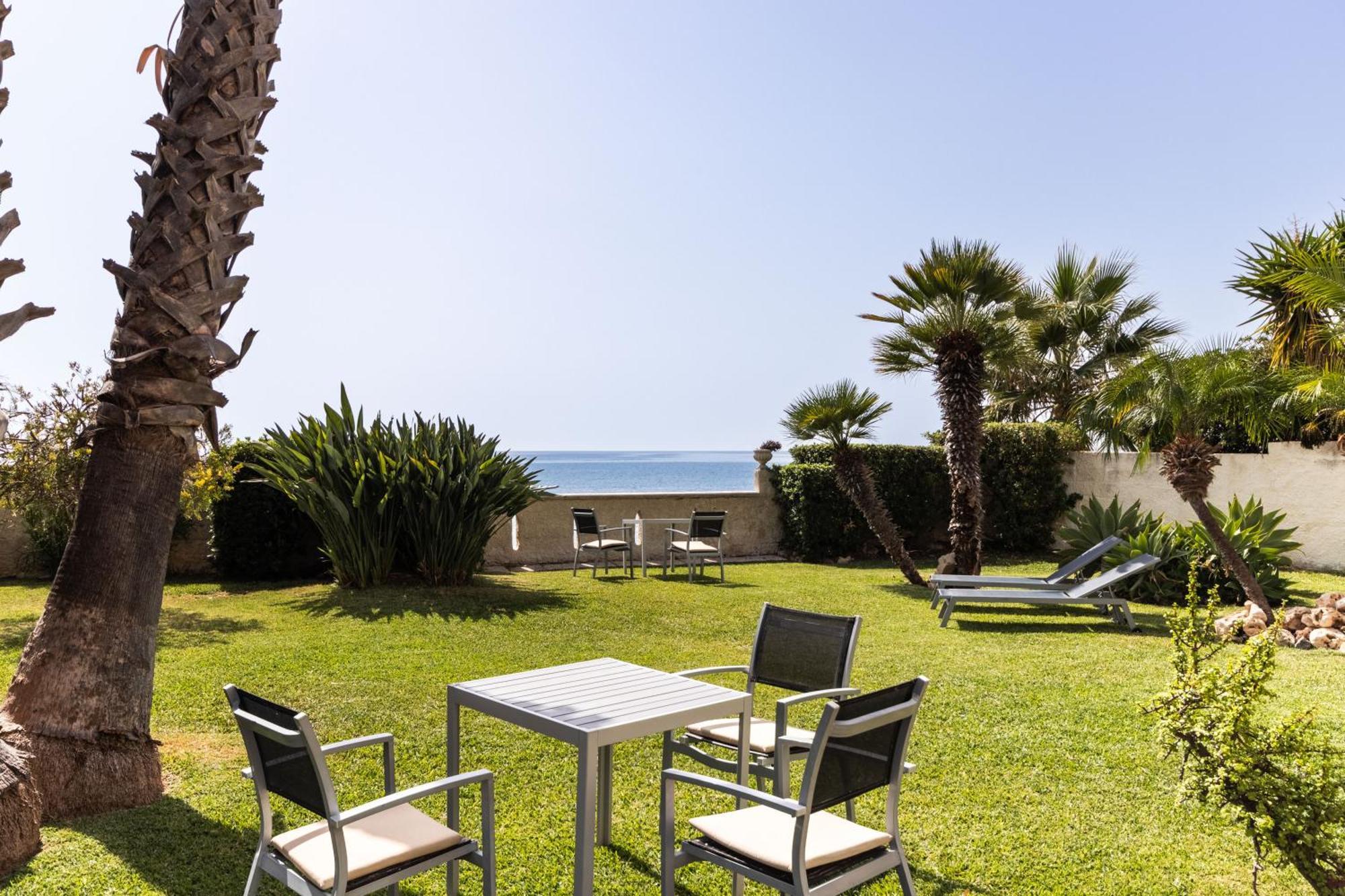 B&B La Terrazza Sul Mare อาโวลา ภายนอก รูปภาพ