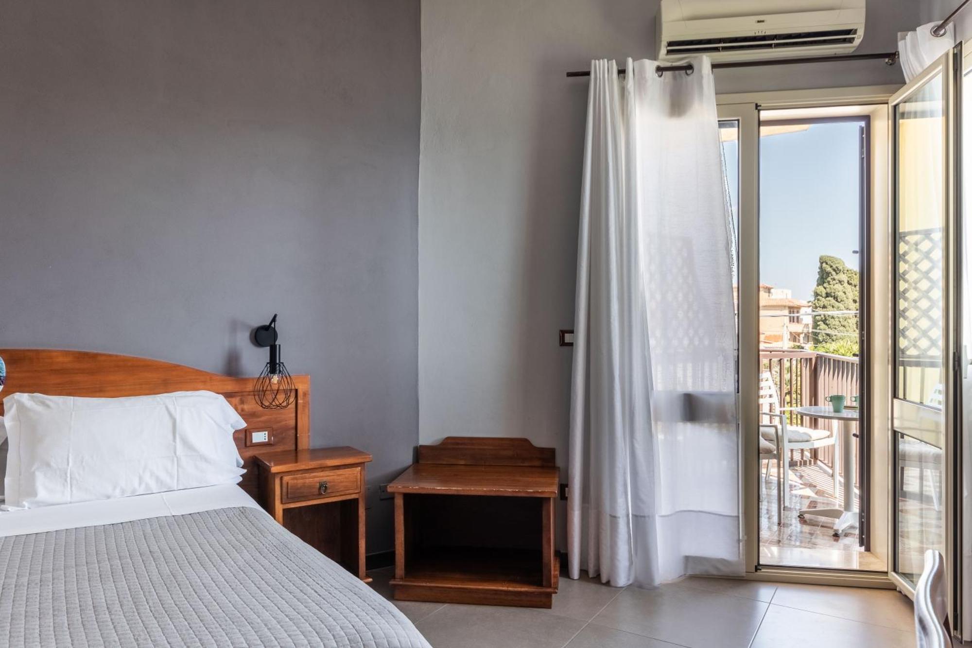 B&B La Terrazza Sul Mare อาโวลา ภายนอก รูปภาพ
