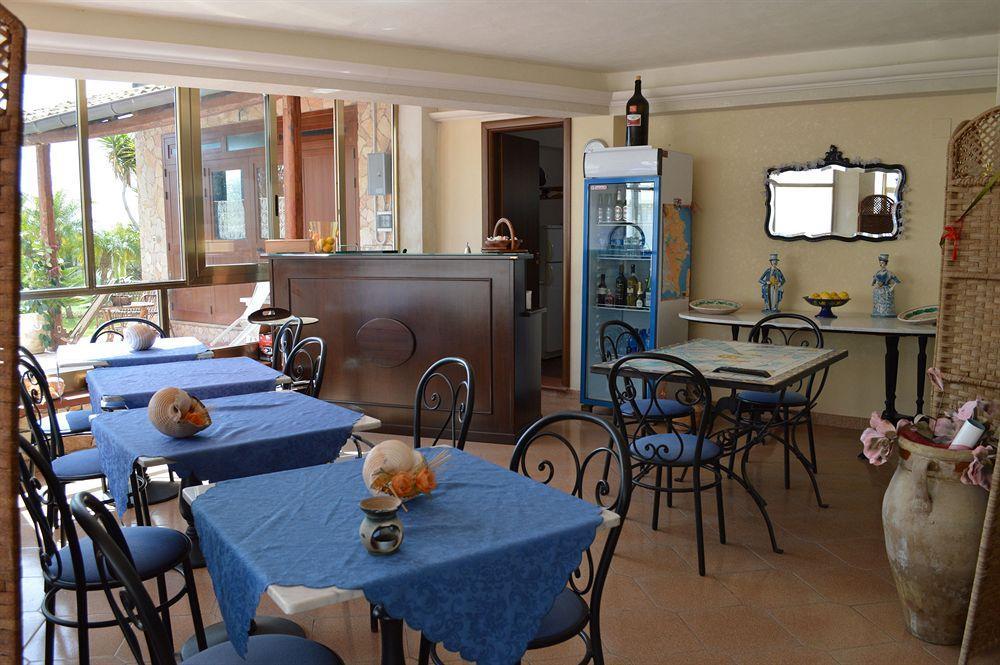 B&B La Terrazza Sul Mare อาโวลา ภายนอก รูปภาพ